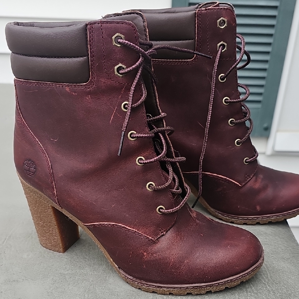 Timberland Women's Burgundy Lace-Up Boots